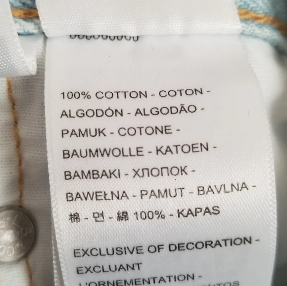 NWT Levi's 501 High Rise Light Wash Jean Shorts Size 31 - Picture 9 of 10